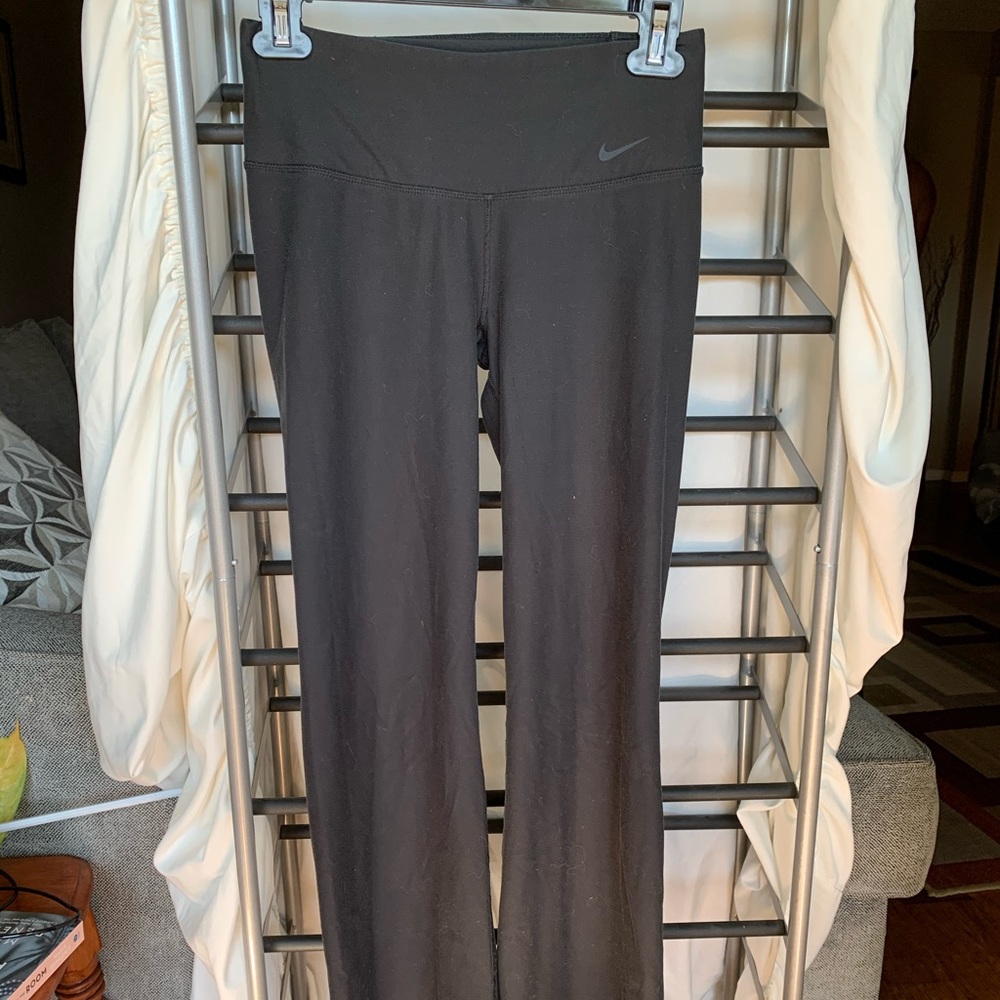Nike straight leg yoga pants